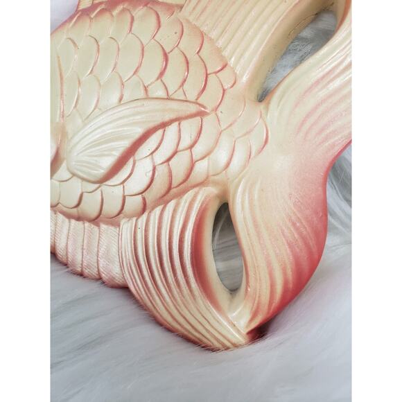 Vintage 1964 Miller Studio Chalkware Plaques 2-Pc. Pair Kissing Fish MCM Kitsch‎ - Picture 3 of 11